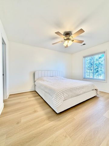 1212 Williamsport Drive 4, Westmont, IL 60559