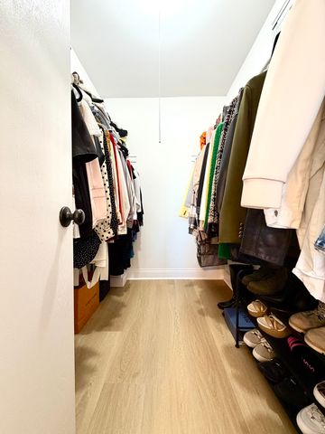 1212 Williamsport Drive 4, Westmont, IL 60559