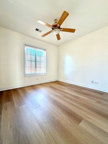 1212 Williamsport Drive 4, Westmont, IL 60559