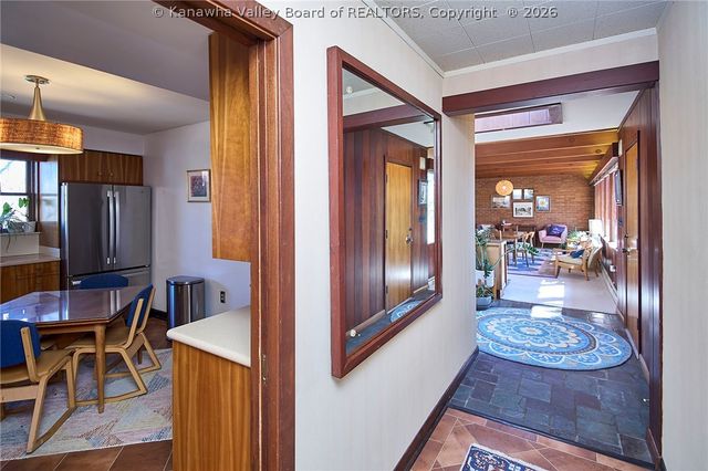 2315 Woodland Avenue Sw, South Charleston, WV 25303