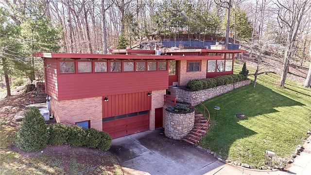 2315 Woodland Avenue Sw, South Charleston, WV 25303