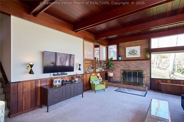 2315 Woodland Avenue Sw, South Charleston, WV 25303