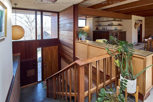 2315 Woodland Avenue Sw, South Charleston, WV 25303