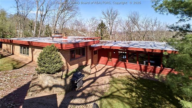 2315 Woodland Avenue Sw, South Charleston, WV 25303