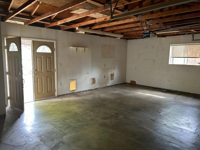 413 Shakeley Ln, Ione, CA 95640
