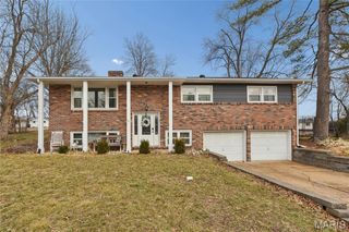 1837 Oak Street, Pacific, MO 63069