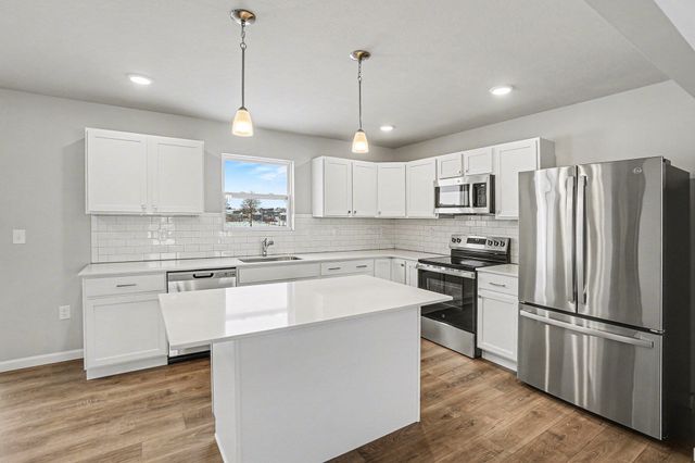 13710 Oasis Avenue, Holland, MI 49424