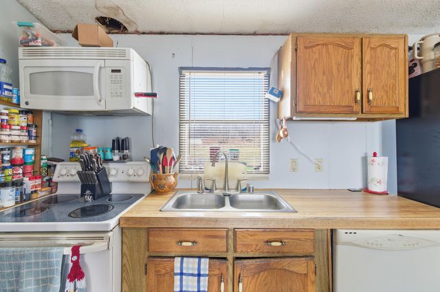 14950 Pine Lake Avenue Ne, Nelson Twp, MI 49319