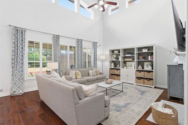 2107 Wild Peregrine Circle, Katy, TX 77494