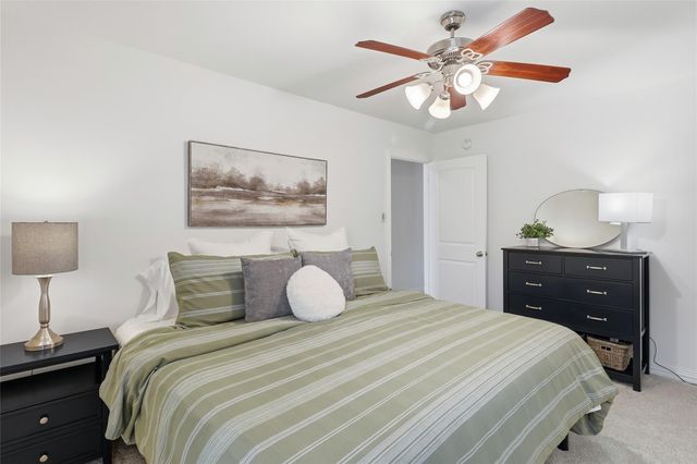 2107 Wild Peregrine Circle, Katy, TX 77494