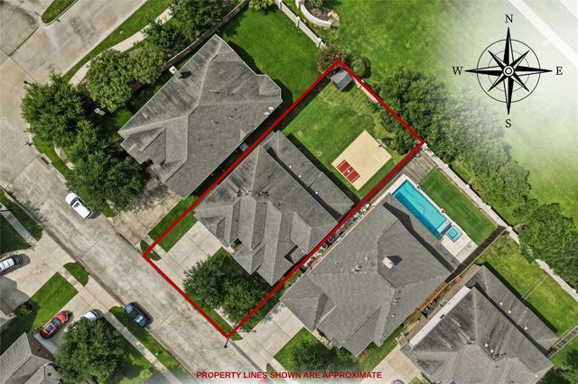 2107 Wild Peregrine Circle, Katy, TX 77494