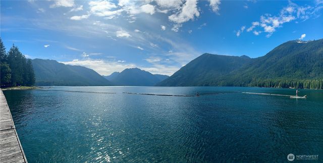 30 N Discovery Place, Hoodsport, WA 98548