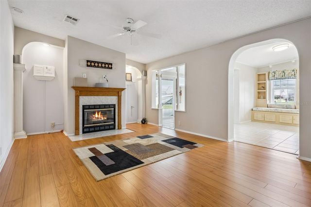 5274 ISLAND VIEW CIRCLE N, Polk City, FL 33868