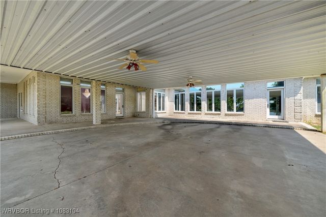 105629 S 4730 Road, Muldrow, OK 74948