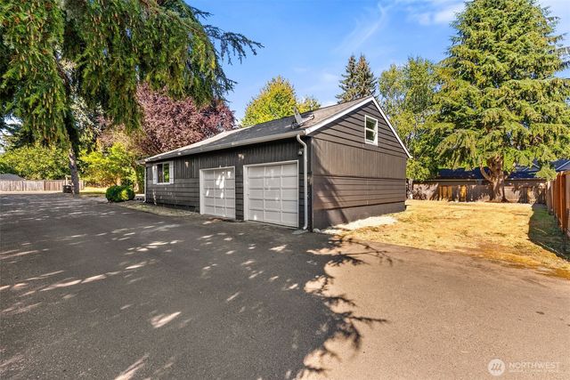 5025 45th Avenue SE, Lacey, WA 98503