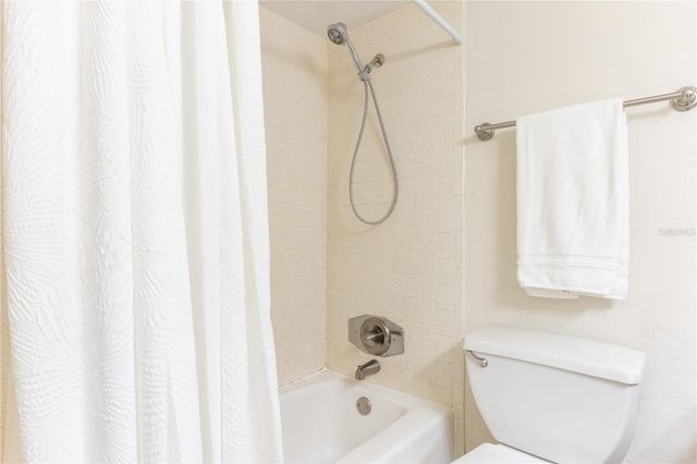 507 NW 39TH ROAD 132, Gainesville, FL 32607