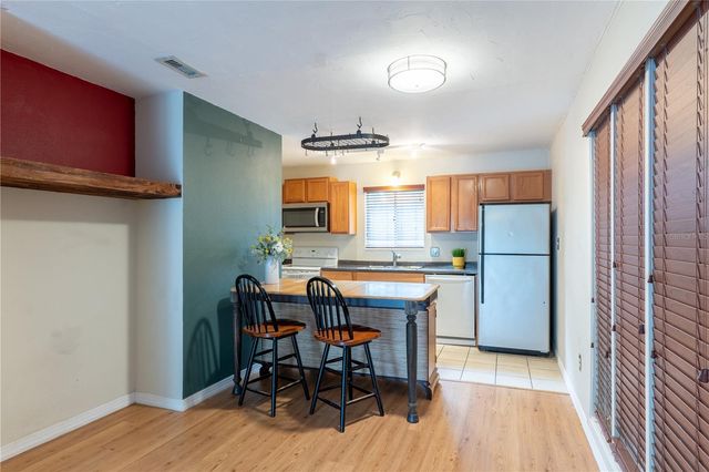 507 NW 39TH ROAD 132, Gainesville, FL 32607