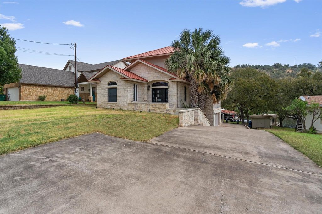 319 Mountain VW, Sunrise Beach, TX 78643