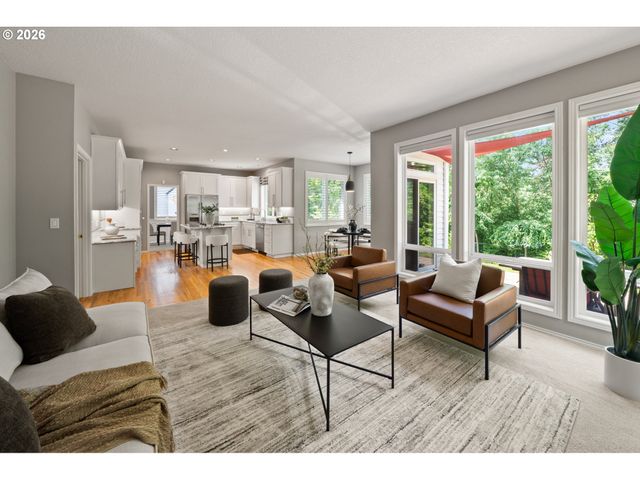 4896 HASTINGS Dr, Lake Oswego, OR 97035