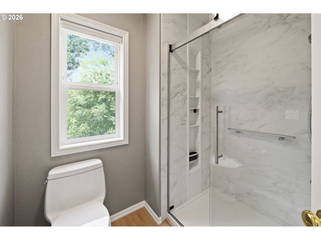 4896 HASTINGS Dr, Lake Oswego, OR 97035