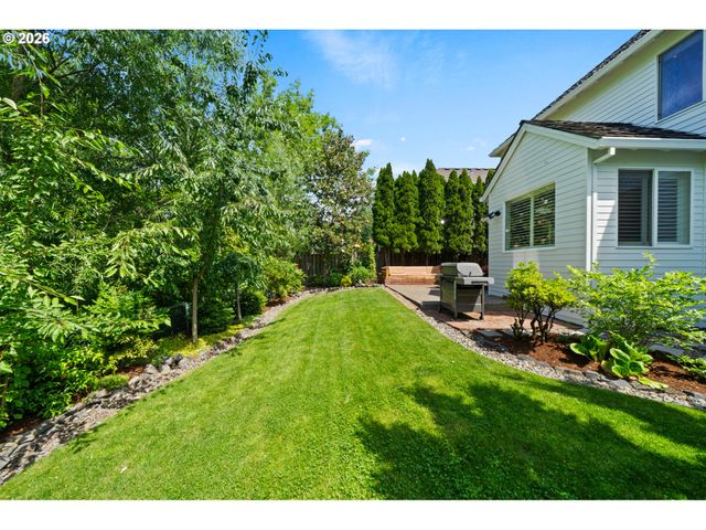 4896 HASTINGS Dr, Lake Oswego, OR 97035
