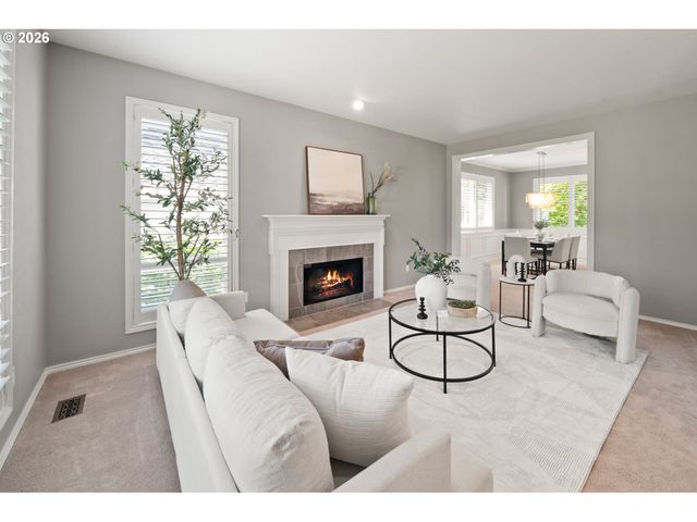 4896 HASTINGS Dr, Lake Oswego, OR 97035