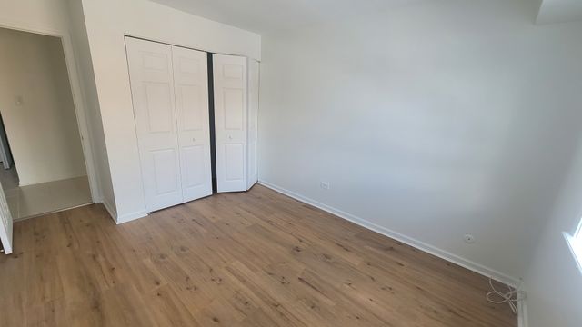 1603 N Windsor Drive 202, Arlington Heights, IL 60004