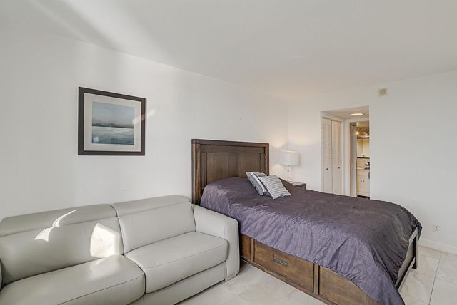 1609 N Riverside Drive Unit 304, Pompano Beach, FL 33062