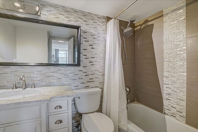 1609 N Riverside Drive Unit 304, Pompano Beach, FL 33062