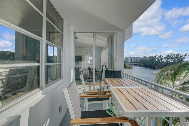 1609 N Riverside Drive Unit 304, Pompano Beach, FL 33062