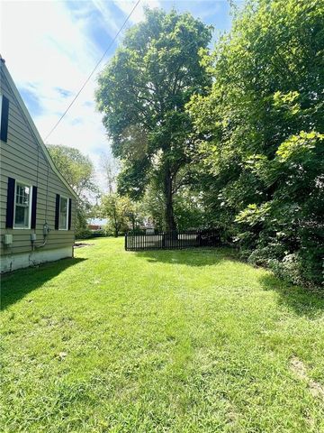 4 Davis Place, Hyde Park, NY 12538