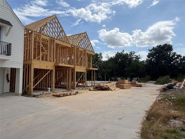 4625 Crown Bend Lane, Houston, TX 77018