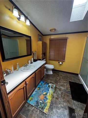 1352 Fernwood Drive, Lockport Town, NY 14094