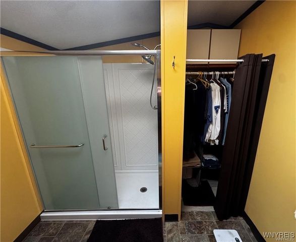 1352 Fernwood Drive, Lockport Town, NY 14094