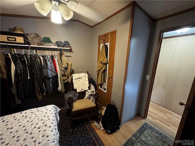 1352 Fernwood Drive, Lockport Town, NY 14094