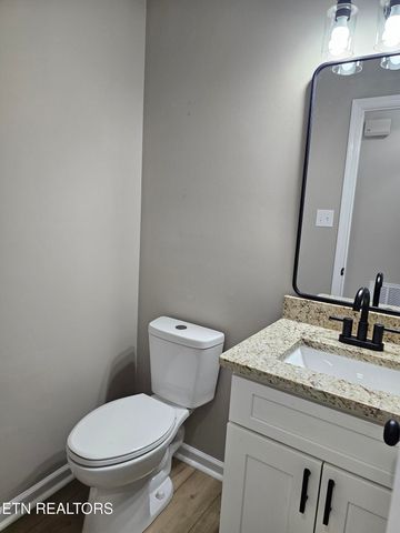 2818 Fawnridge Lane, Knoxville, TN 37938