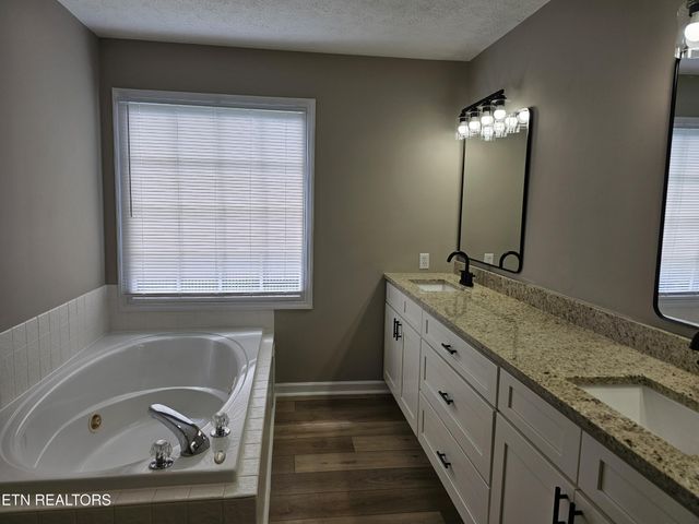 2818 Fawnridge Lane, Knoxville, TN 37938