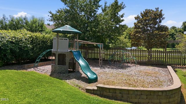 8601 Mangum Hollow Drive, Wake Forest, NC 27587