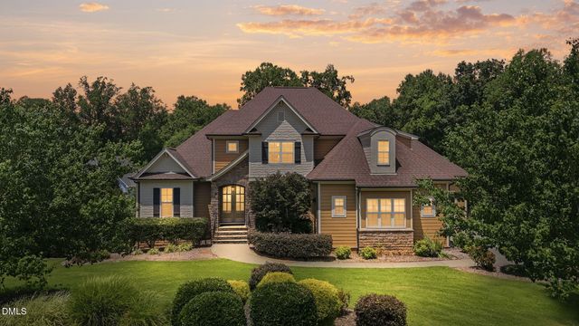 8601 Mangum Hollow Drive, Wake Forest, NC 27587