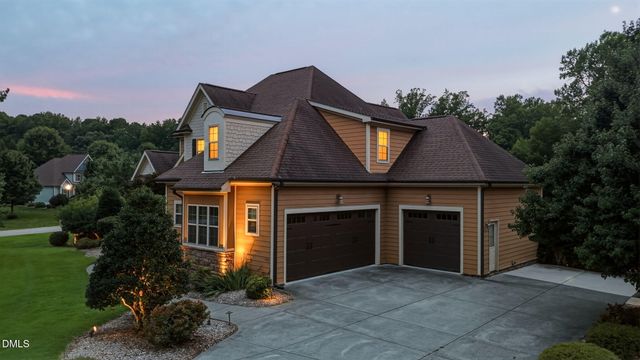 8601 Mangum Hollow Drive, Wake Forest, NC 27587
