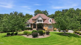 8601 Mangum Hollow Drive, Wake Forest, NC 27587