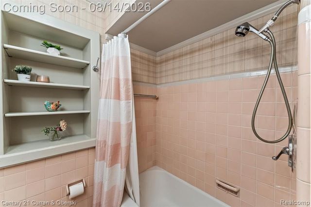 660 N Sheldon Road, Plymouth, MI 48170