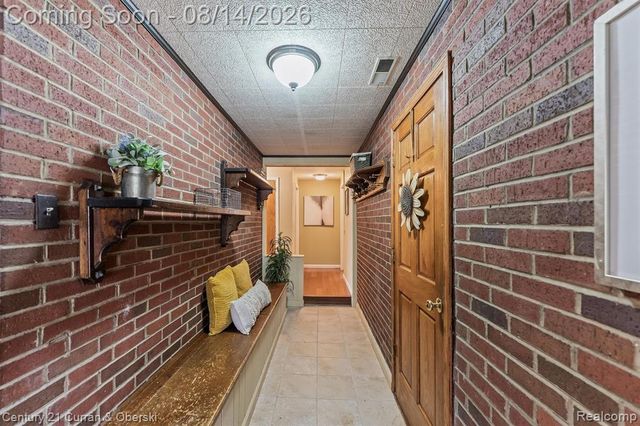 660 N Sheldon Road, Plymouth, MI 48170