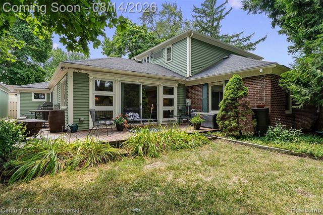 660 N Sheldon Road, Plymouth, MI 48170