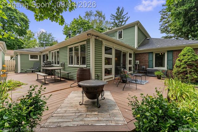 660 N Sheldon Road, Plymouth, MI 48170