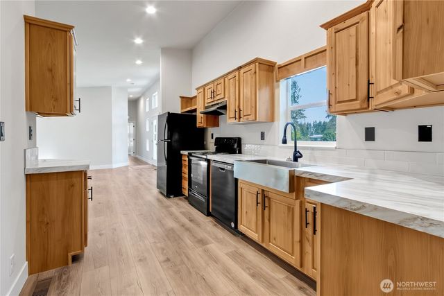 414 292nd Street E, Roy, WA 98580
