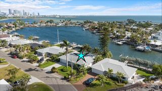 2540 S SHORE DRIVE SE, St Petersburg, FL 33705