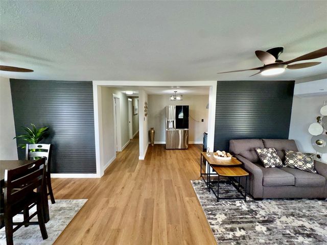 319 Lowe Street, Palestine, TX 75803