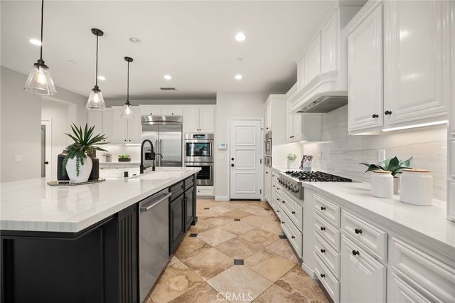 2761 E Stearns Street, Brea, CA 92821