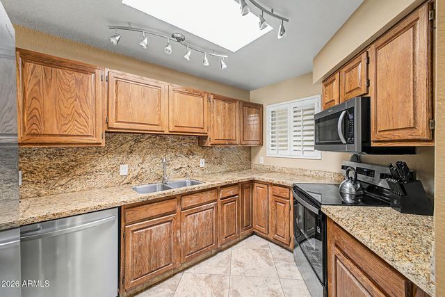 4718 W SANNA Street, Glendale, AZ 85302